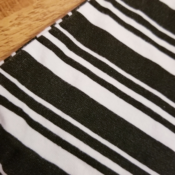 📌3/$25📌 Real Love 18M top - Picture 5 of 6